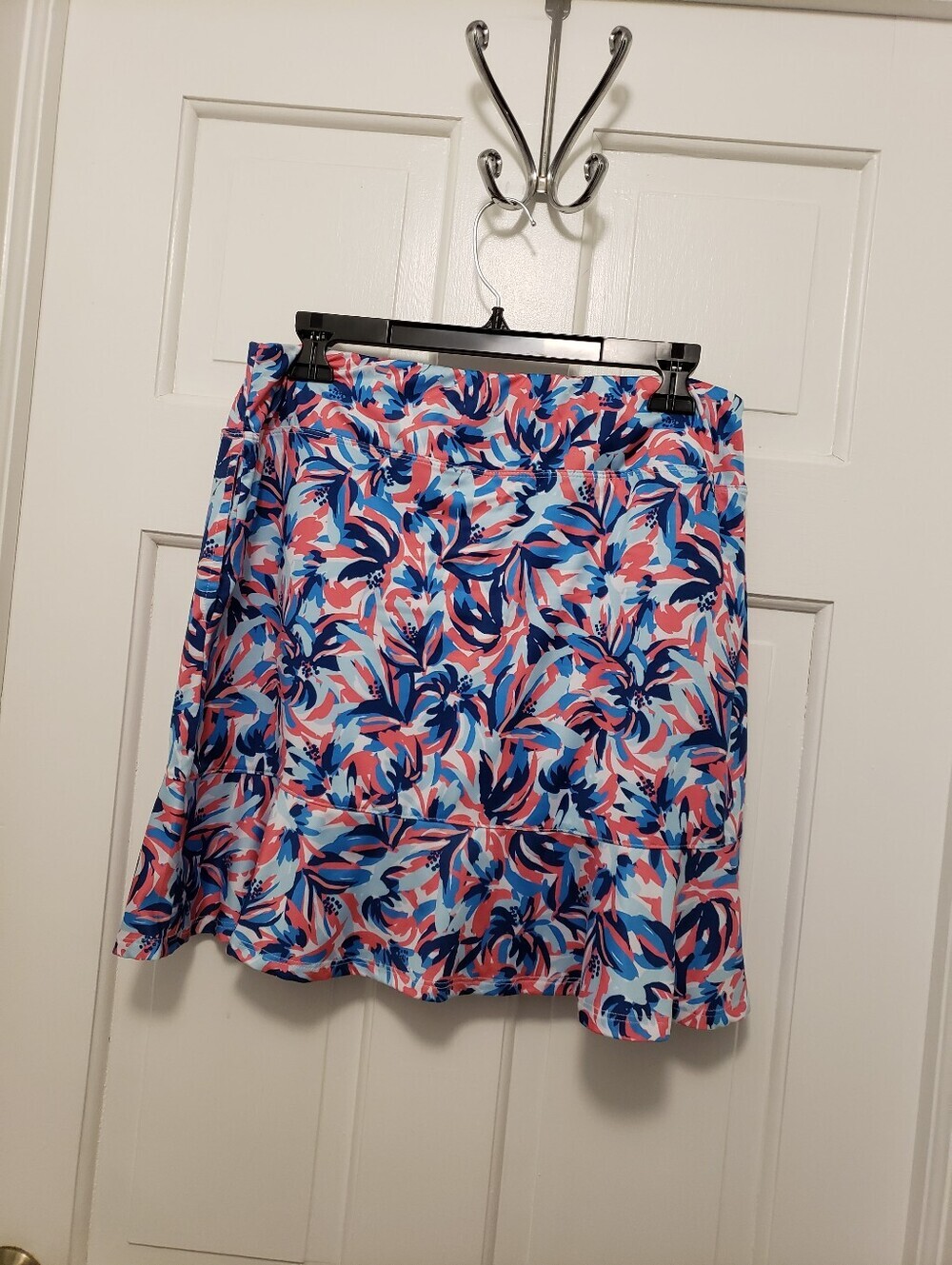 Emerald 18 Golf Skort Size Medium Ruffled Hemline Colorful - Picture 4 of 6